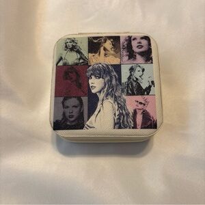 TAYLOR SWIFT Eras Tour TRAVEL JEWELRY BOX Zip-Up